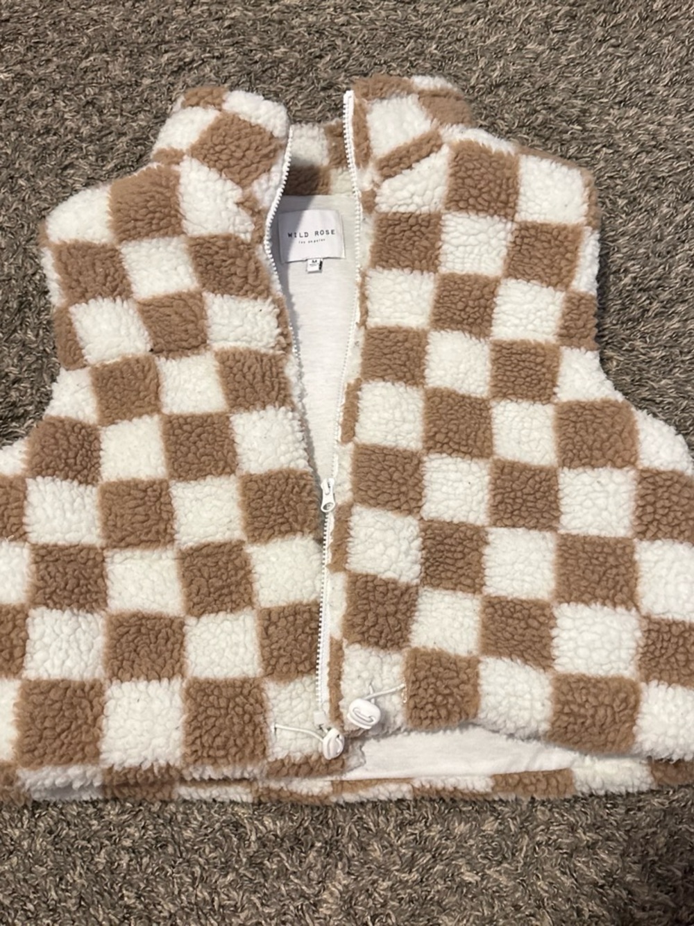 Wild Rose Checkerboard Sherpa Vest in Cream and Brown - Picture 2 of 2